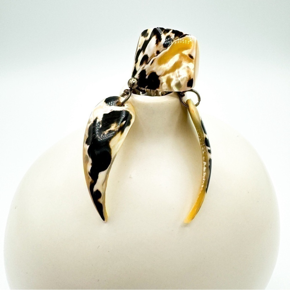 Shell  earring and ring set - Picture 5 of 6